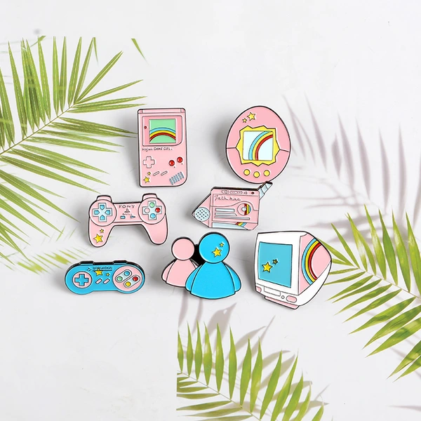 Sweet Pink Game Pads Pin Brooches Naughty Boys Girls Jewelry Gifts