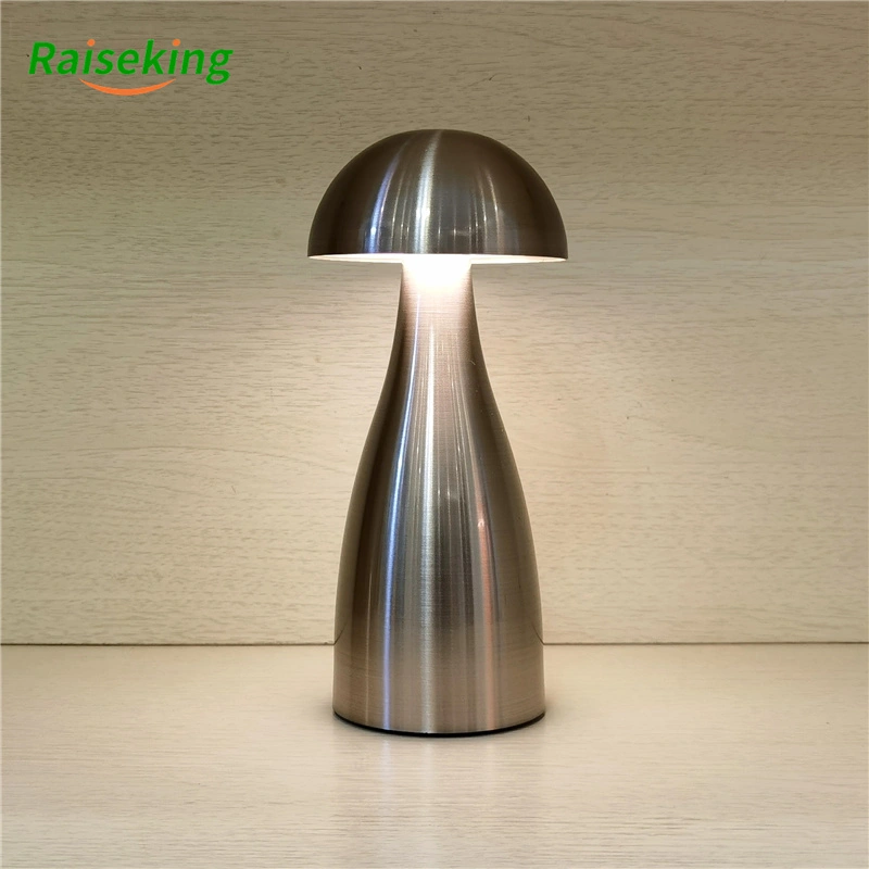 Lámpara de mesa inalámbrica led de metal con control táctil para restaurante 