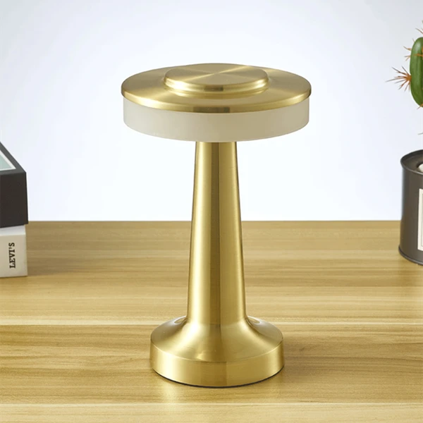 Lámparas de mesa recargables led de metal para luces de decoración de bares de restaurantes