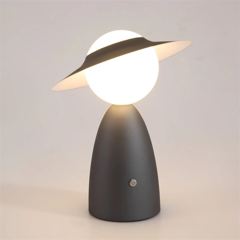 Espadachín de metal led al lado de la lámpara lámpara de diseño de mesa de control táctil