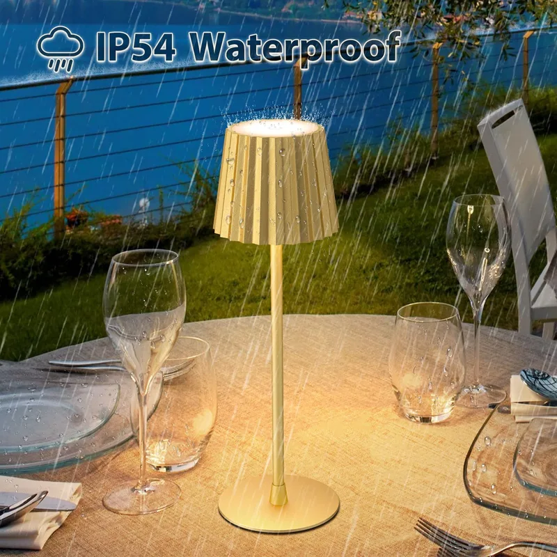 Lámparas de mesa de metal led antiguas que funcionan con pilas con pantalla de flores