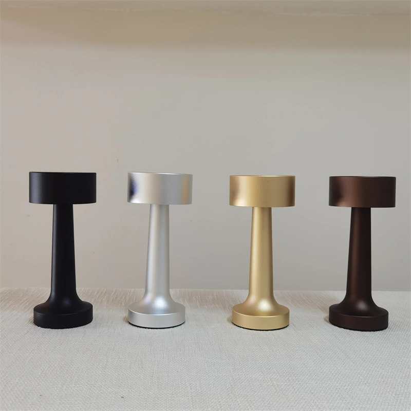 Lámpara de mesa inalámbrica con LED y control táctil RSJ-C001 para restaurante