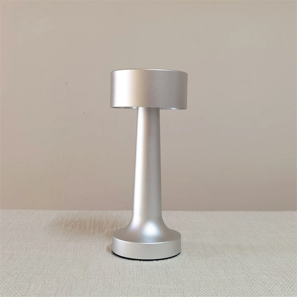 Lámpara de mesa inalámbrica LED con control táctil rsj-c001 para restaurante