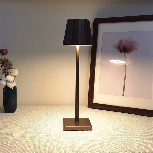 wirless charging poldina table lamp rechargeable