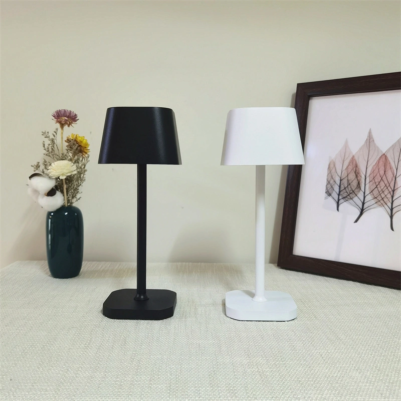lámpara de mesa led ip54 para exteriores de aluminio con batería recargable  