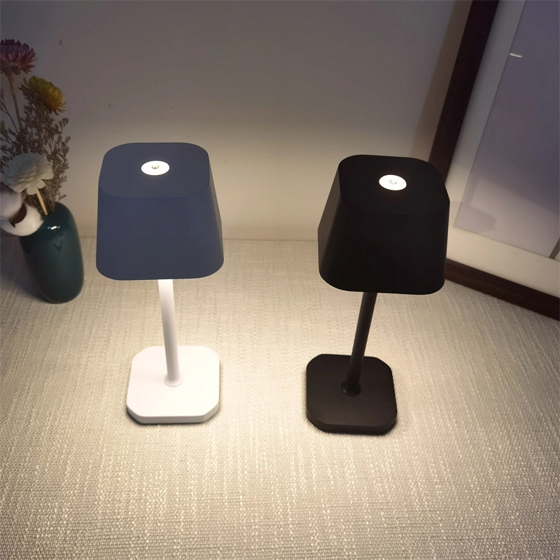 lámpara de mesa led ip54 para exteriores de aluminio con batería recargable  