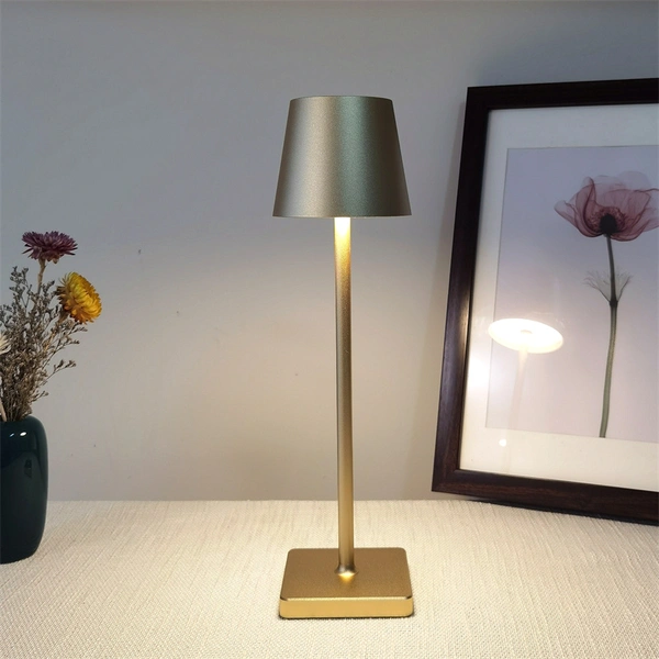 Lámpara de mesa inalámbrica led poldina recargable rsj-c003 para restaurante