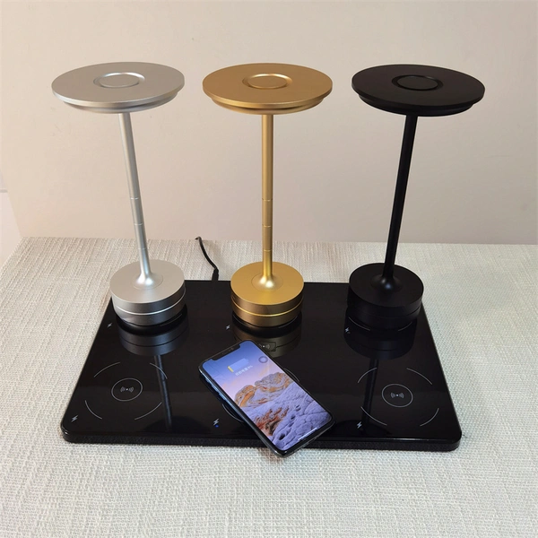 Lámpara de mesa de decoración de comedor recargable LED de aluminio táctil