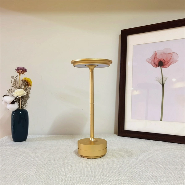 Lámpara de mesa de decoración de comedor recargable LED de aluminio táctil