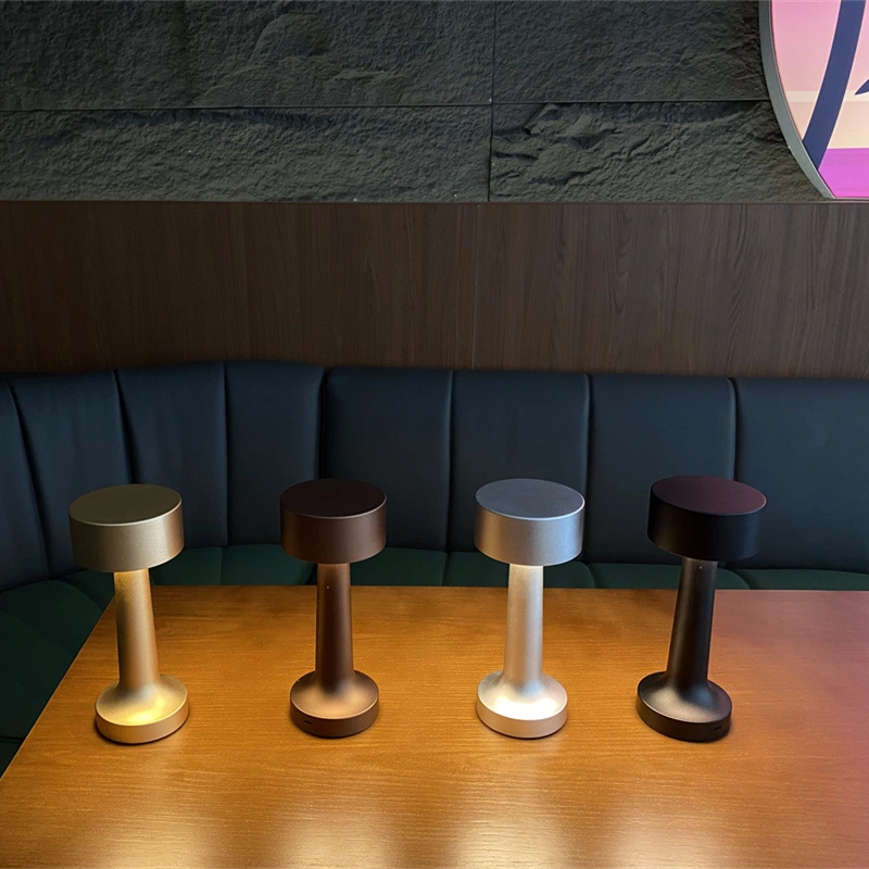 Lámpara de mesa inalámbrica LED con control táctil rsj-c001 para restaurante