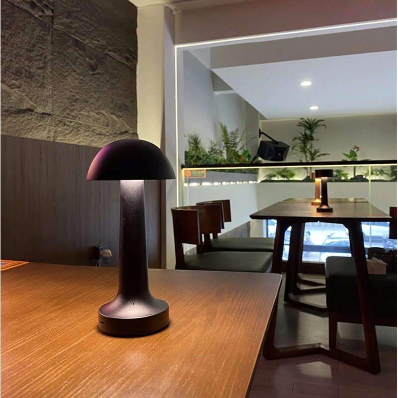 Lámpara de mesa inalámbrica LED con control táctil rsj-c001 para restaurante