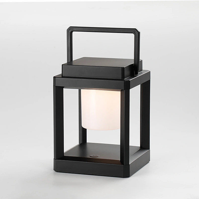 Lámpara de exterior impermeable y recargable con energía solar  