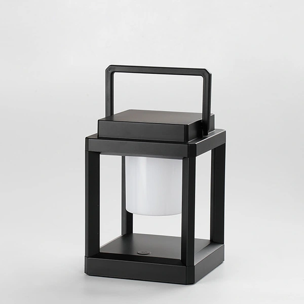 Lámpara de exterior impermeable y recargable con energía solar  