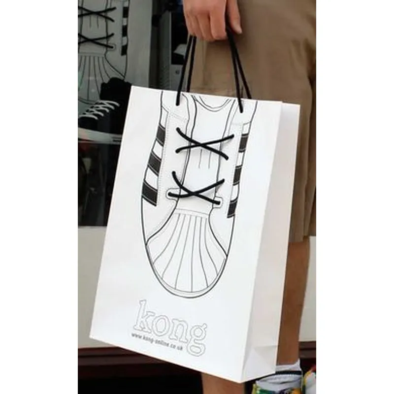 2022年第一个工作日包装盒打包装车发货_生产发货_荣典包装