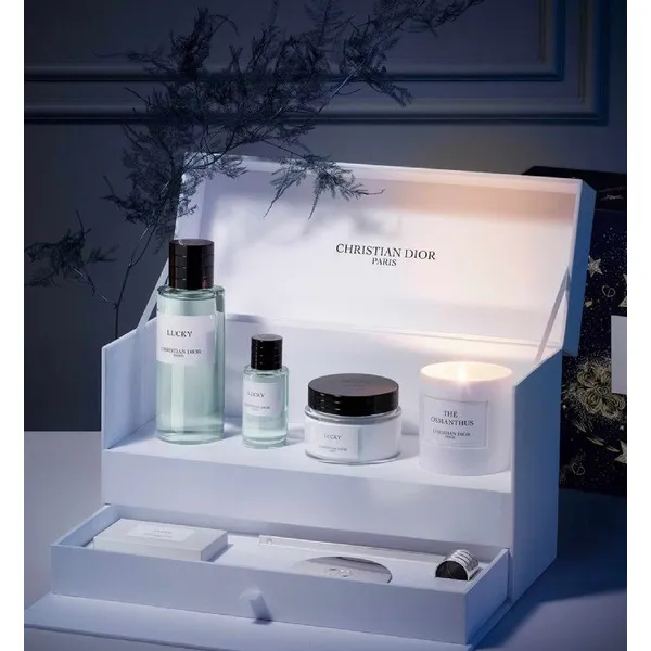 精美的包装彩盒能给产品带来意想不到的效果-荣典包装