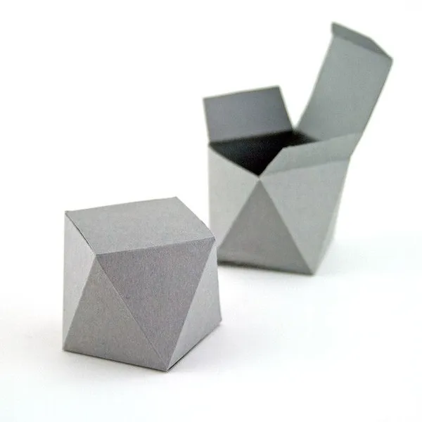 再生纸玩具包装盒定制，选择适合的包装印刷厂三大标准-荣典包装