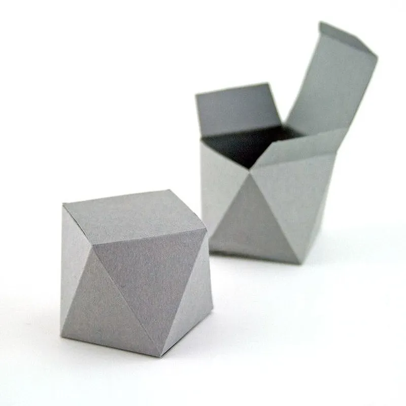 再生纸玩具包装盒定制，选择适合的包装印刷厂三大标准-荣典包装