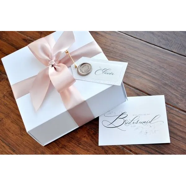 高档服装纸袋定做,服装纸袋制作,服装手提袋定制,首选荣典包装