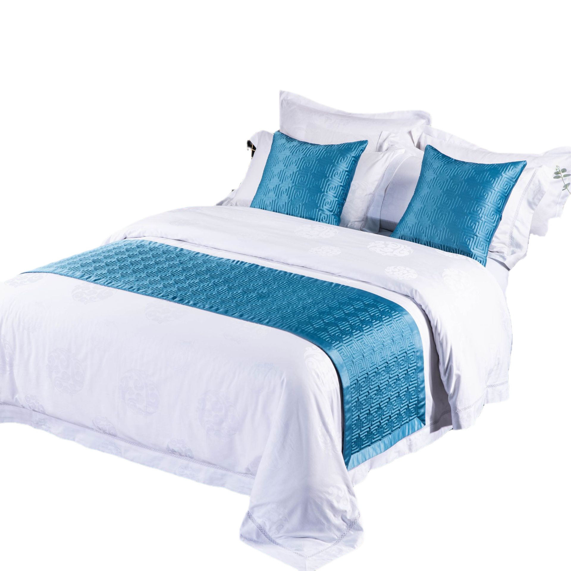 High-Quality Geometric Bed Runner & Pillows