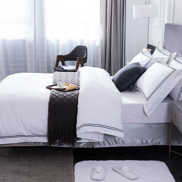 Luxury Hotel Linen Bedding Set with Embroidery
