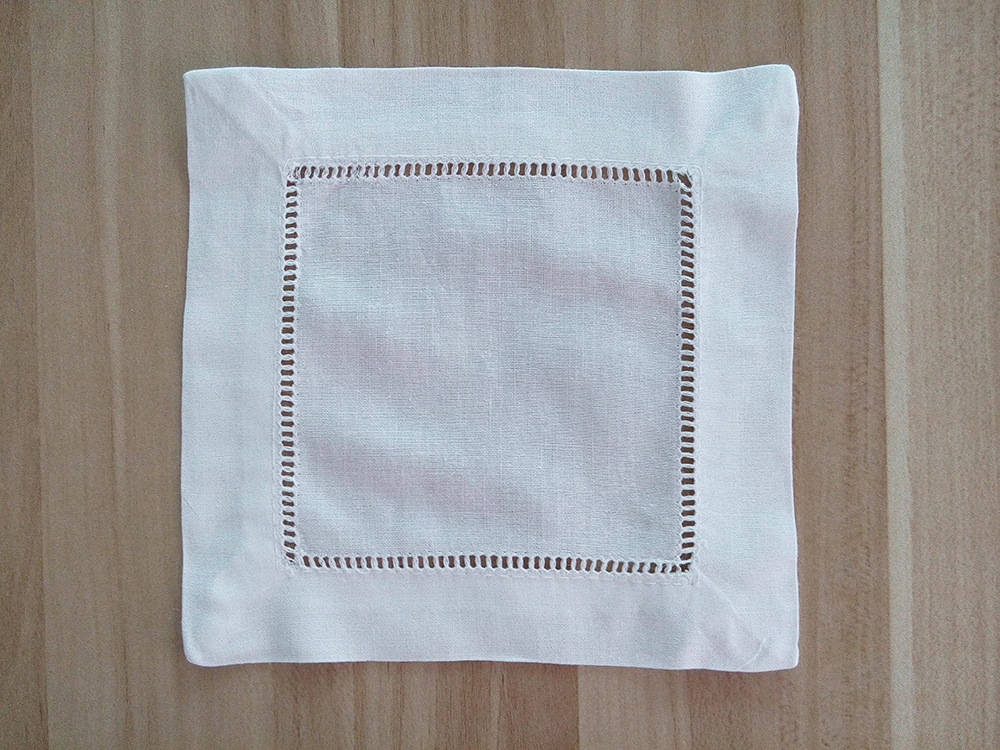 European-Style Hand-Drawn Cotton Coaster