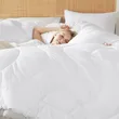 Bedsure Lightweight Queen Duvet Insert - Soft Cooling Comforter
