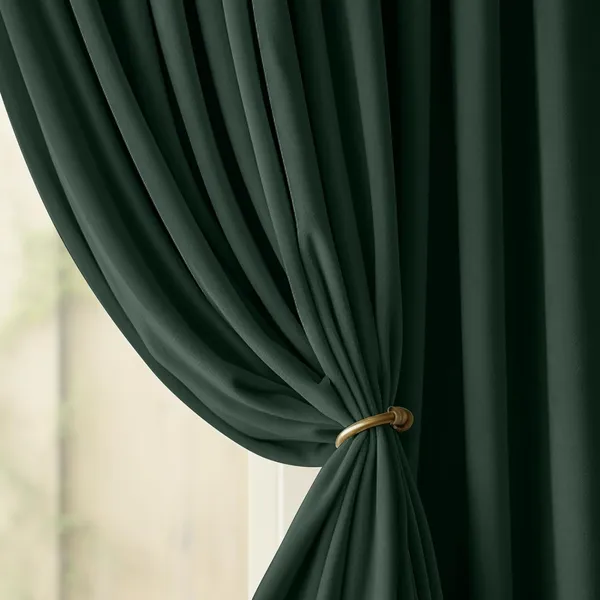 Luxury Emerald Green Velvet Blackout Curtains - Thermal Insulated Drapes