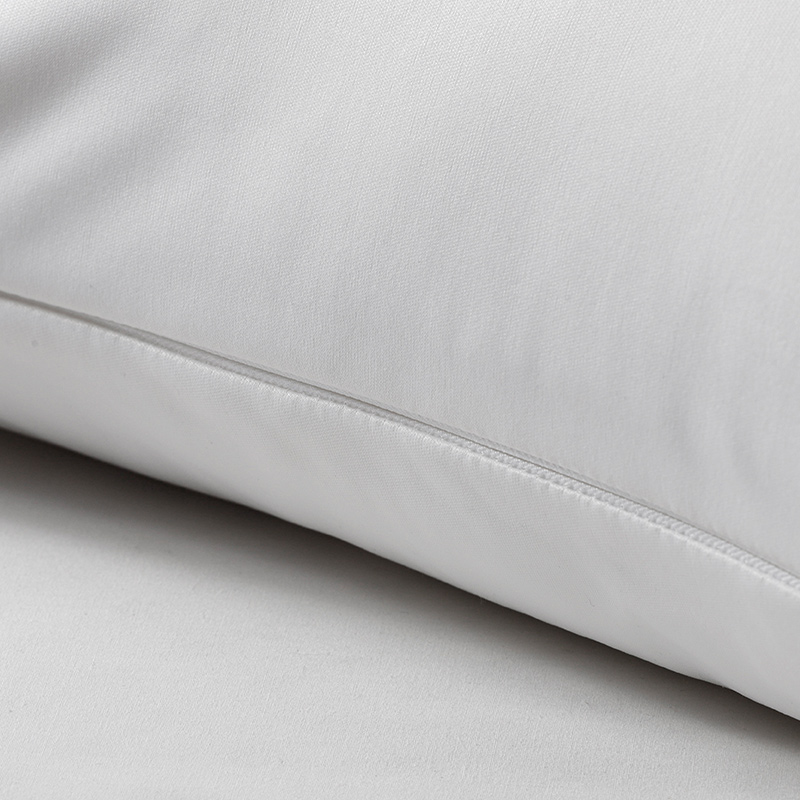 100% Waterproof Zipped Pillow Protector Case - Bed Bug & Dust Mite Proof