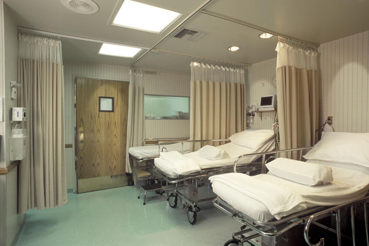 Premium Hospital Curtain - Curved & Horizontal