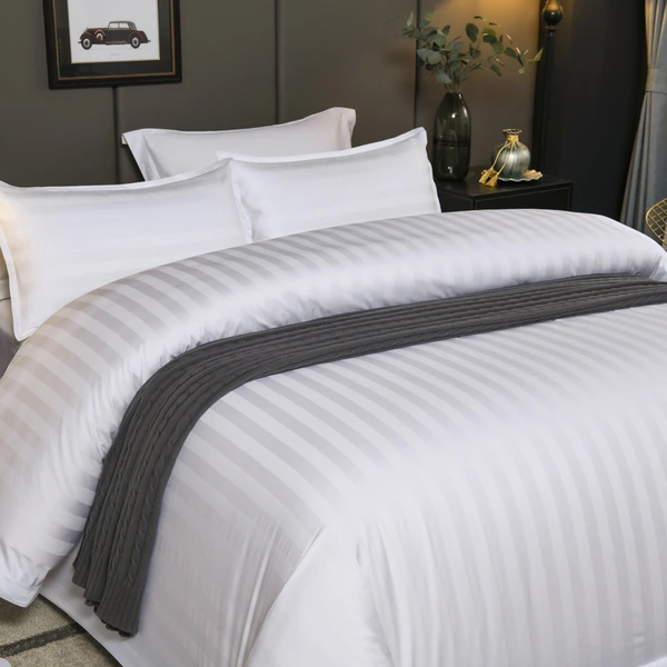 Pure Cotton Four-Piece Muslim Hotel Bedding Set