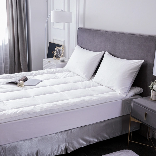 Luxury Wholesale Microfiber Mattress Topper Set