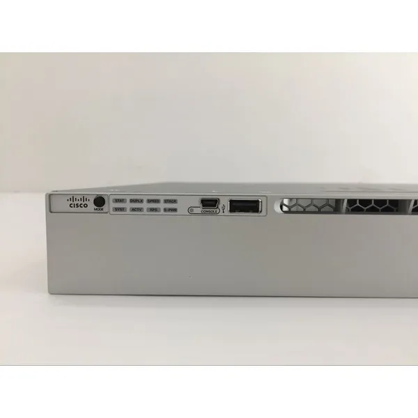Cisco Catalyst 3850 Switch WS-C3850-24T-L