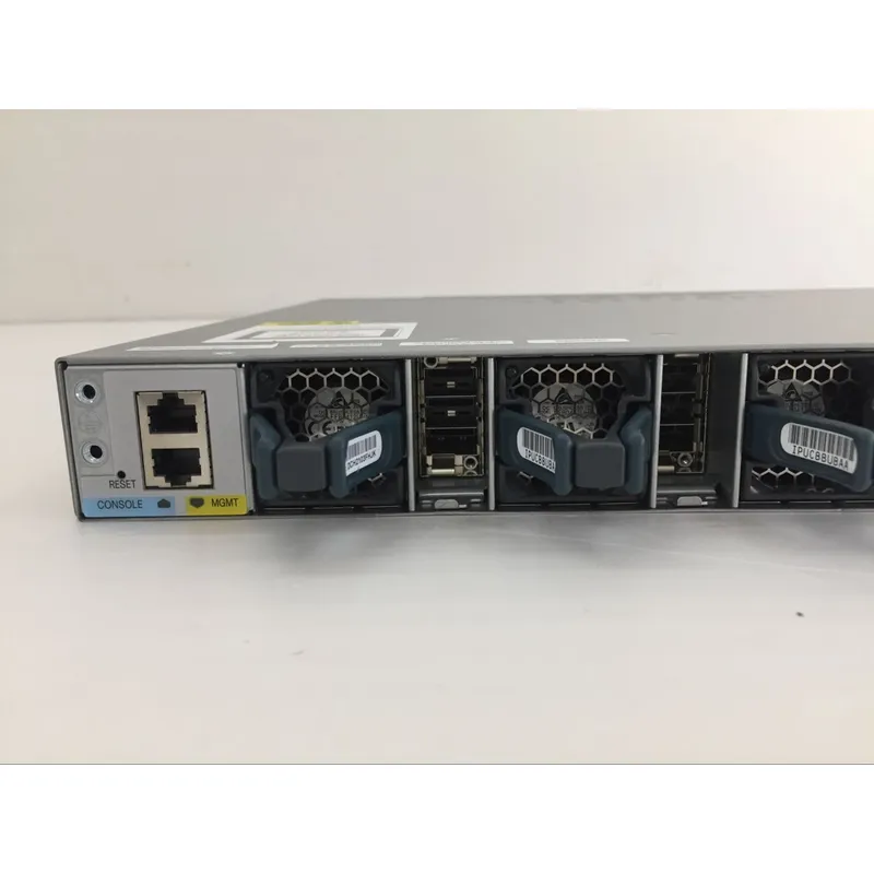 коммутатор Cisco Catalyst 3850 ws-c3850-24p-s