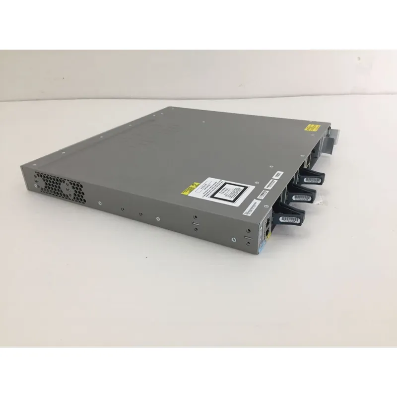Cisco Catalyst 3850 Switch WS-C3850-24P-E