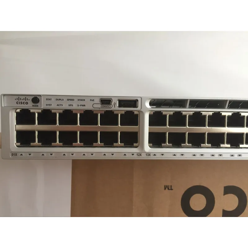 Cisco Catalyst 3850 Switch WS-C3850-48P-E