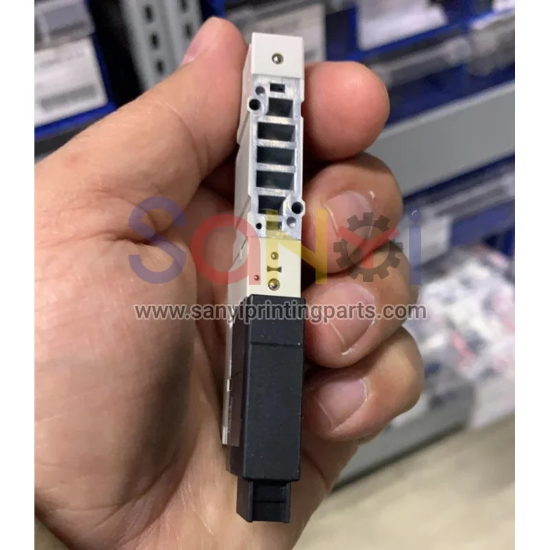 A05GD25X-1P Komori machine parts 3Z0-8102-670 solenoid valve DC24V