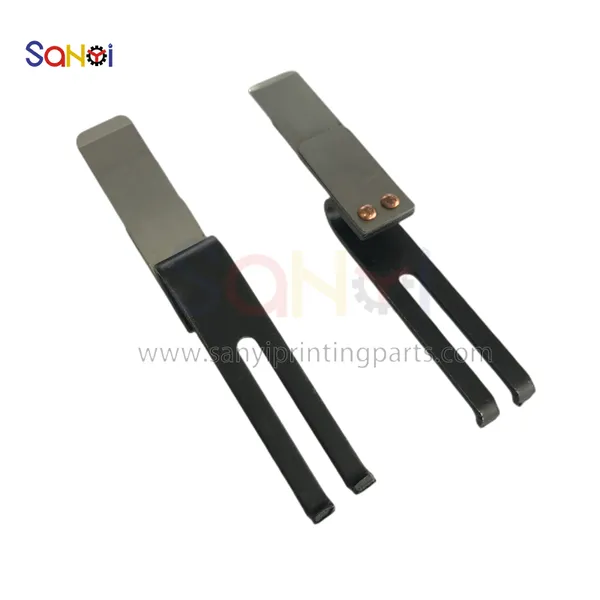 66.028.110F Sheet Separator Finger For Heidelberg CD102 SM74 Parts