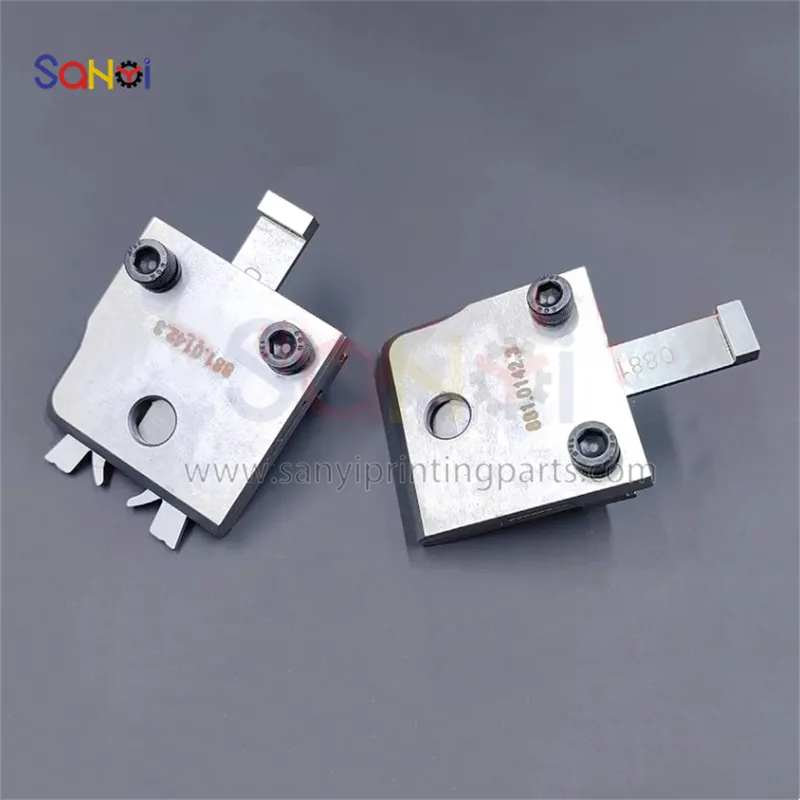 Martini Riding Staple 75 Nail Head Tight Hook Claw Base 0881.0142