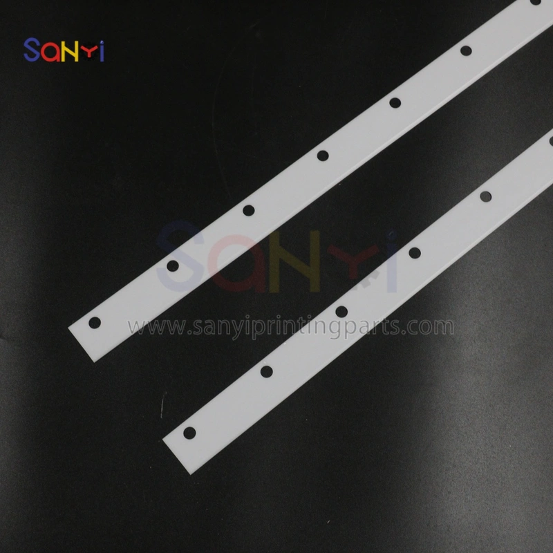 Best Quality Komori Printing Machine Blade, Car Wash Blade, Ink Scraper, Ink Plate Scraper, 820x36x1MM, 11 Holes