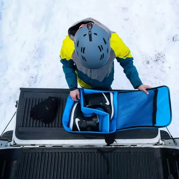 Waterproof large capacity skiing bag