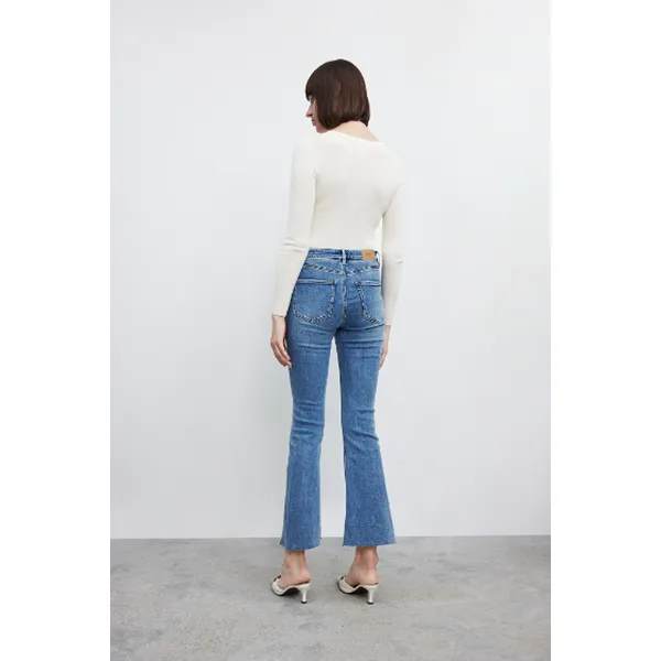 Women Jeans