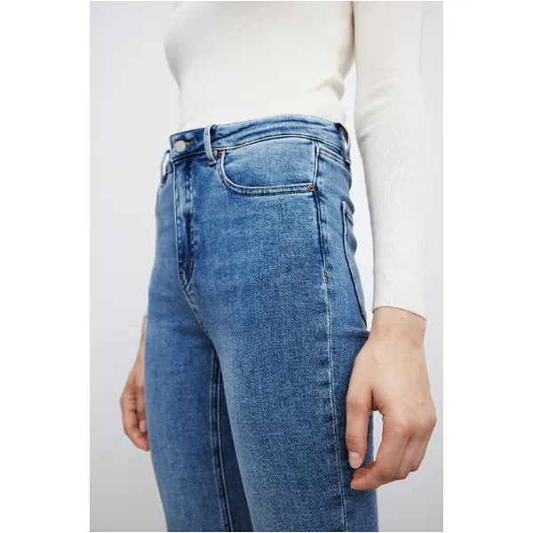 Women Jeans