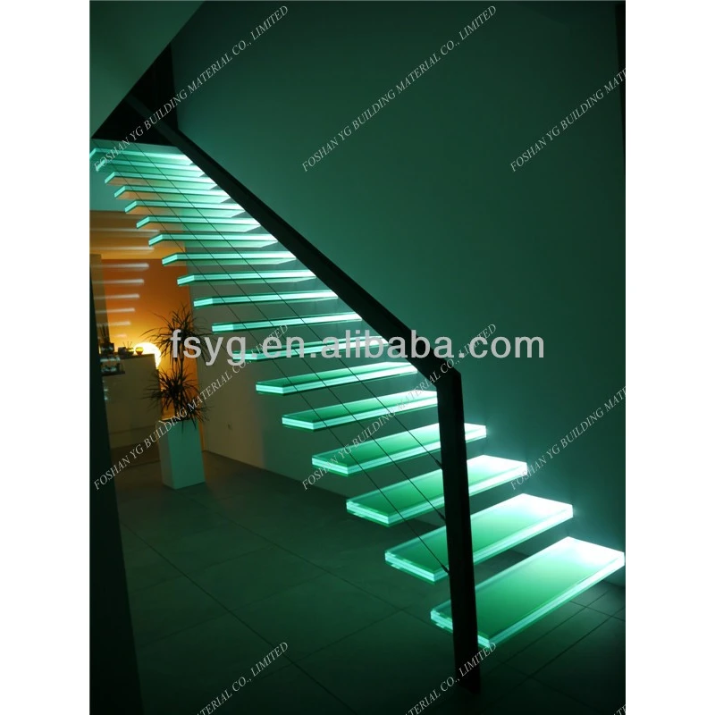 австралийский дизайн, красивые стеклянные плавающие лестницы  