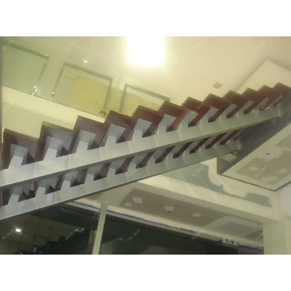 درج داخلي عصري مستقيم مزدوج الأوتار مصنوع من الخشب والفولاذ