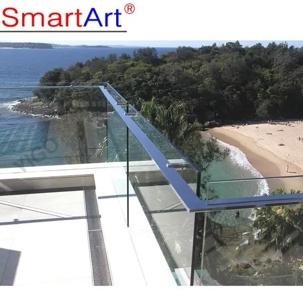 درابزين زجاجي للشرفات الجانبية