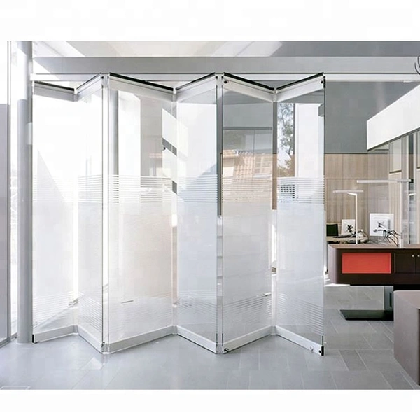 باب زجاجي قابل للطي بدون إطار في أستراليا  