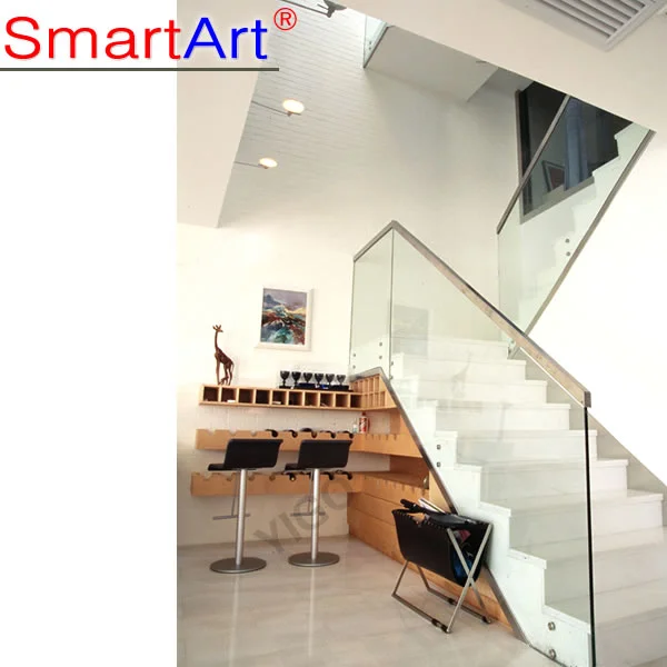 درابزين زجاجي للشرفات الجانبية