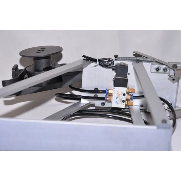 Industrial 90-Degree Radial Power Feeders | Durable, High-Amp Electrical Cable Solutions 