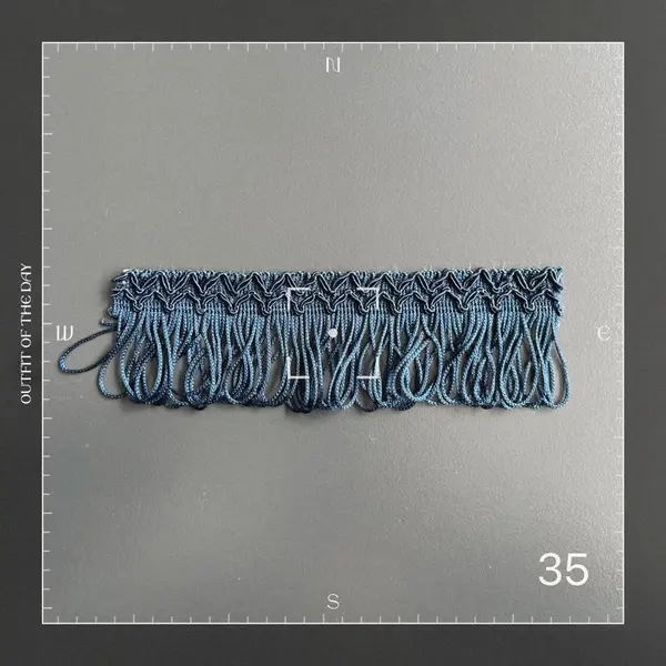 Cushion lace Deckle edge lace Rough selvedge lace Polyster lace 