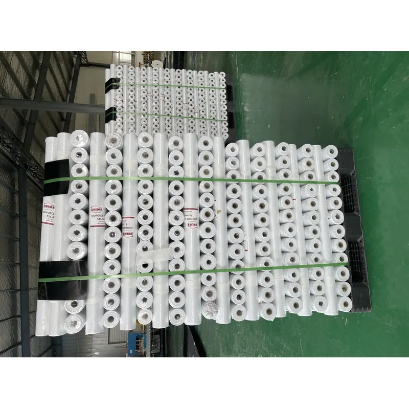 Stitch Bond polyester fabric in cold process roofing